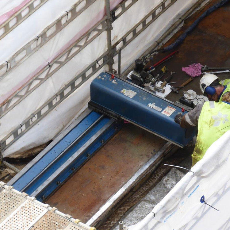CLIMAX LM6200 Linear/Gantry, Rail Surface Milling